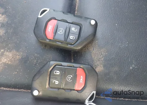 2022 Jeep Gladiator Mojave 4X4 z USA, uszkodzony, nr VIN 1C6JJTEG9NL163624